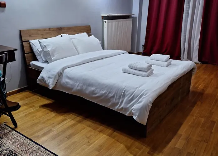 Elia Old Town Apartment
